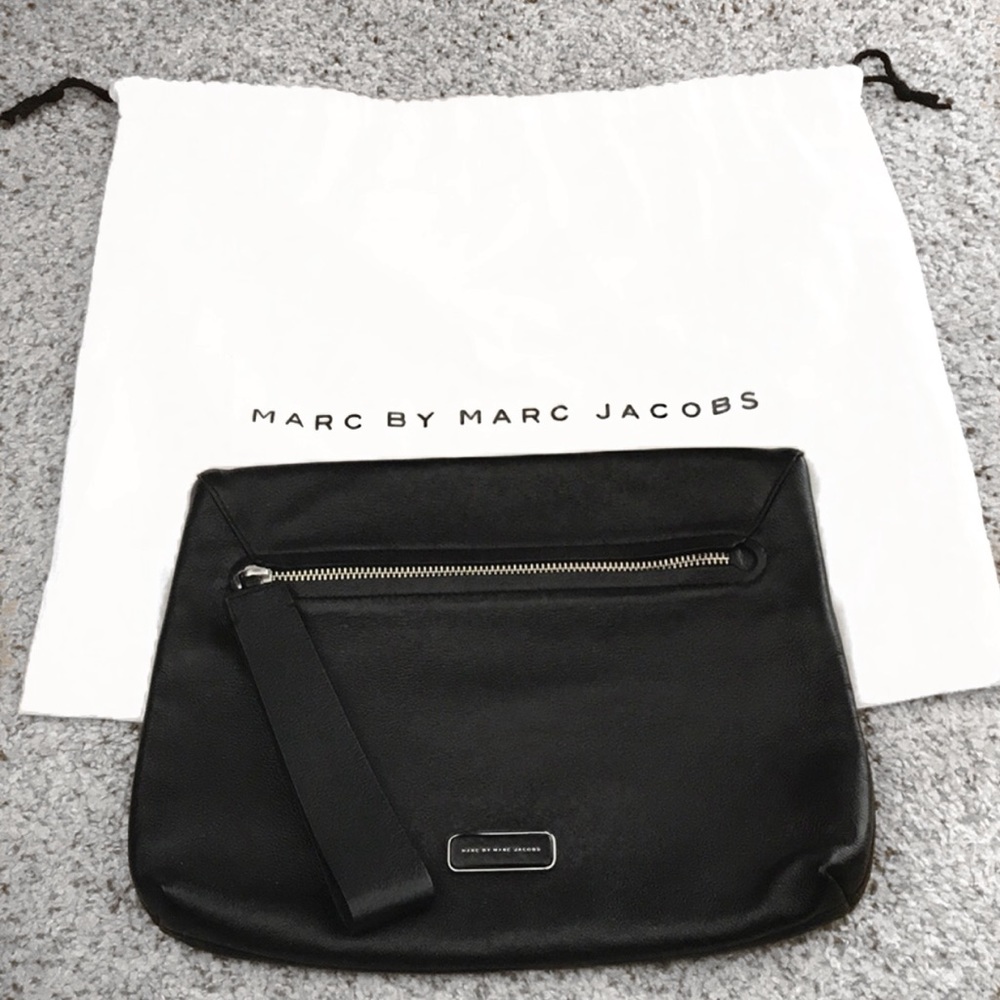 Marc by Marc Jacobs leather clutch/wristlet